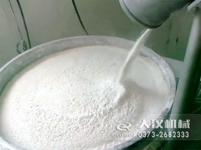 面粉绿巨人成人网站