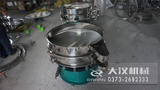 小型单层绿巨人成人网站